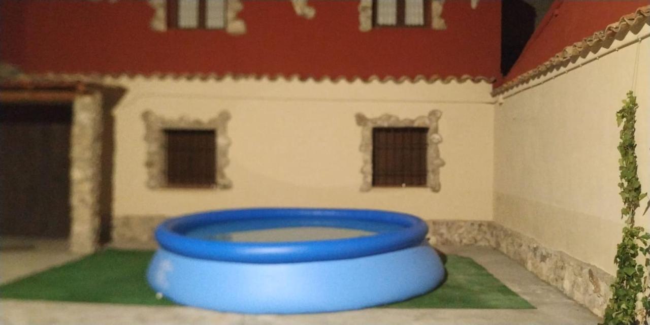 Casas La Muralla De Bodegas Marcos Peñafiel Buitenkant foto