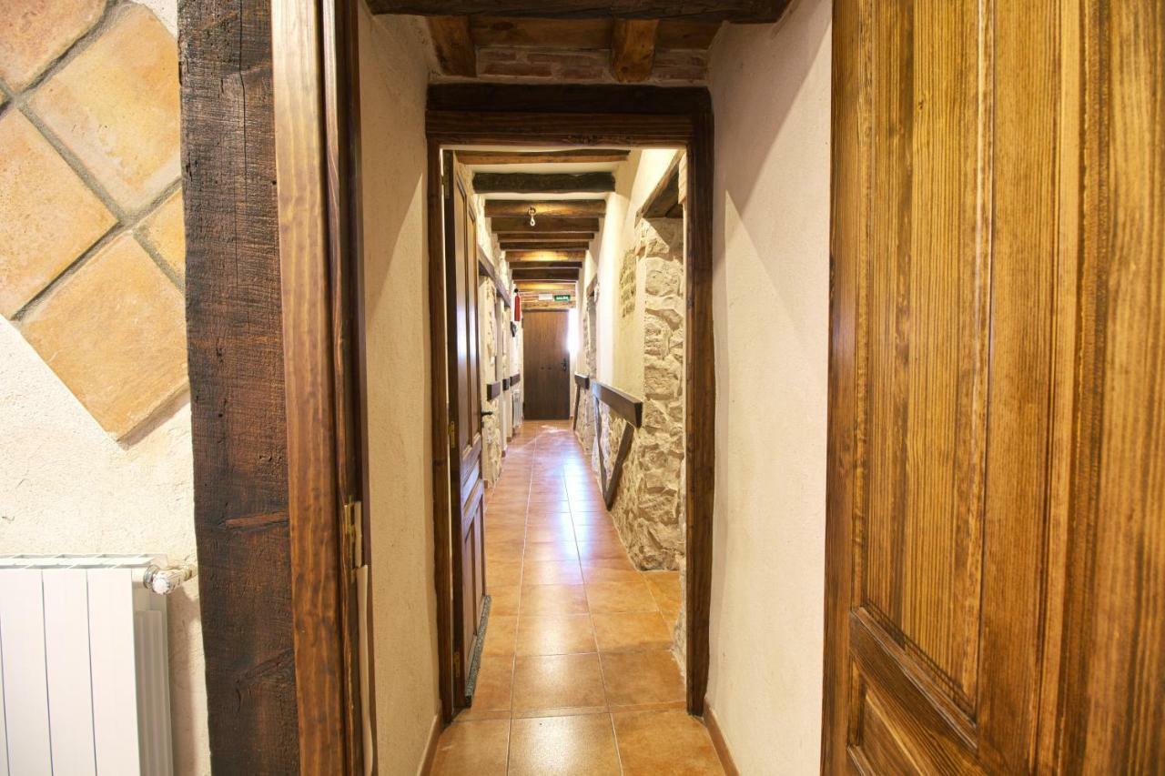 Casas La Muralla De Bodegas Marcos Peñafiel Buitenkant foto
